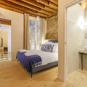 Palacio Vegafuente By Caleta Homes , Malaga Hiszpania