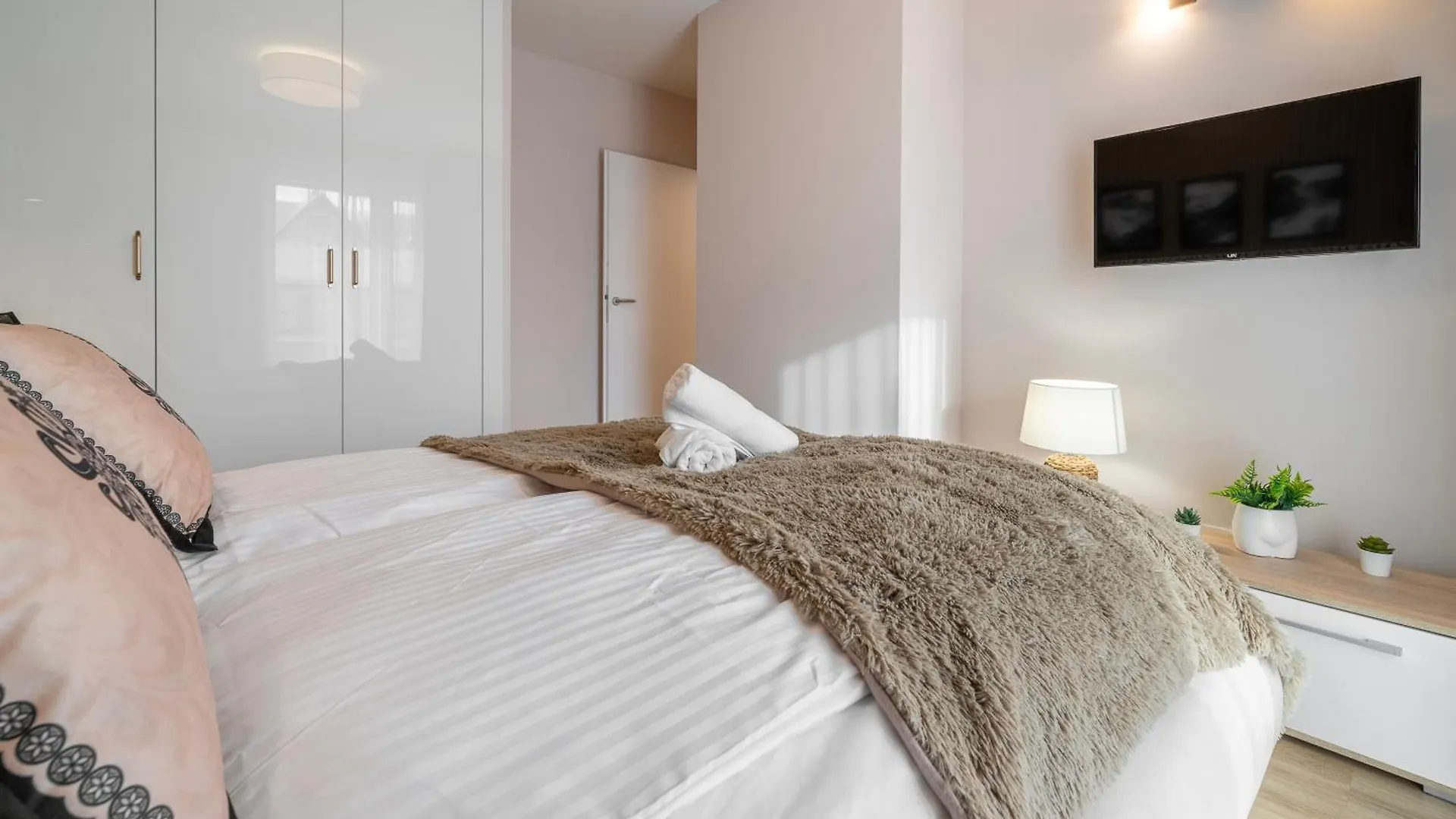 Apartment Rentplanet - Apartamenty Zakopianskie Zakopane Poland